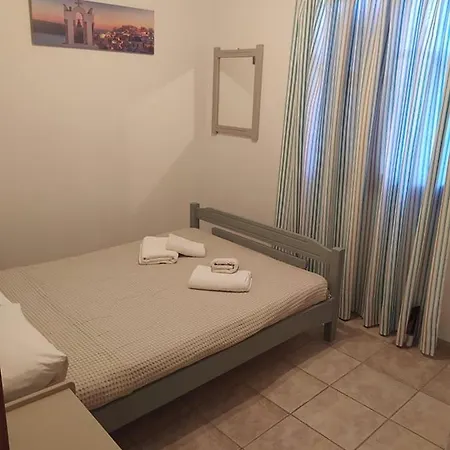 5 Platania Apartment Neo Klima