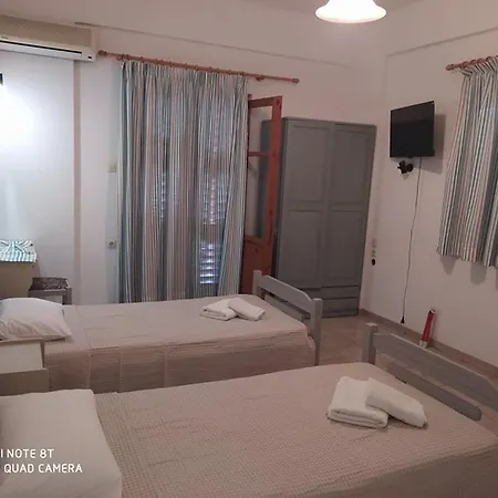 5 Platania Apartment *